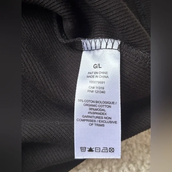 Dynamite Turtleneck - Picture 7 of 7